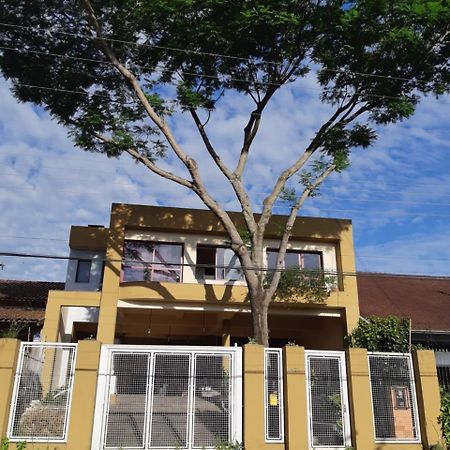 Hostel Casa Grande Porto Alegre Bagian luar foto